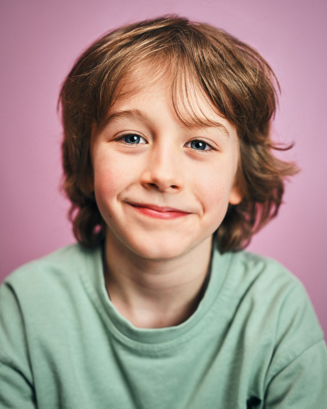 Rory Wilmot รับบท เนวิลล์ ลองบัตท่อม