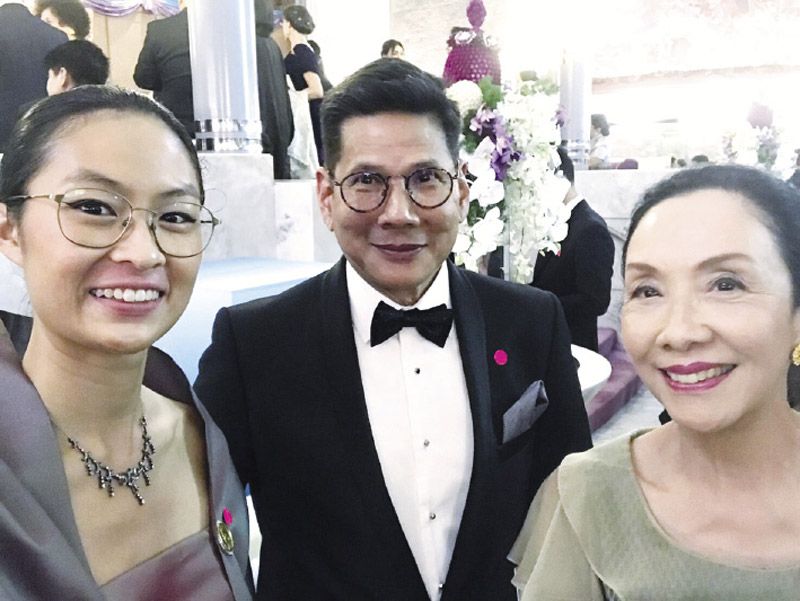 กัญญาลักษณ์ คุปตะวินิจ, ลั่นฟ้า เทพหัสดิน 
ณ อยุธยา และ คุณหญิงพิมพ์ใจ คุปตะวินิจ