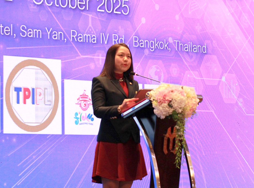 ศ.ดร.จิตรลดา อารีย์สันติชัย คณบดีวิทยาลัยวิทยาศาสตร์สาธารณสุขจุฬาฯ กล่าวรายงาน