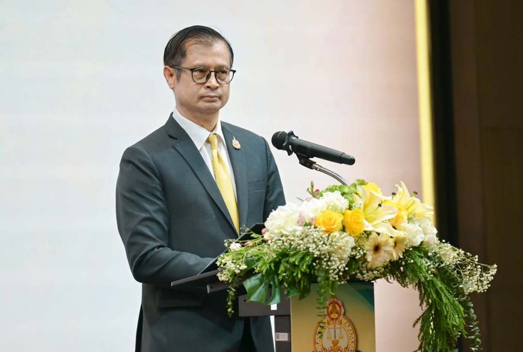 นายธีรทัย เจริญวงศ์ เลขาธิการสำนักงานศาลยุติธรรม