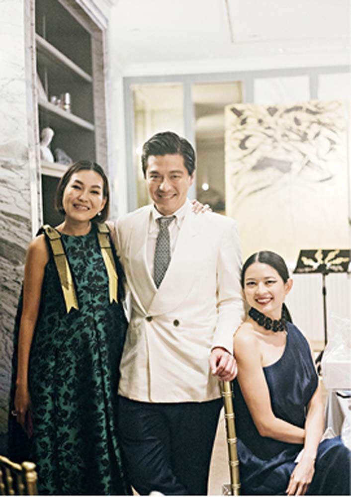 สรรพสิทธิ์ ฟุ้งเฟื่องเชวง กับ อรวรรณ เสตะพันธุ