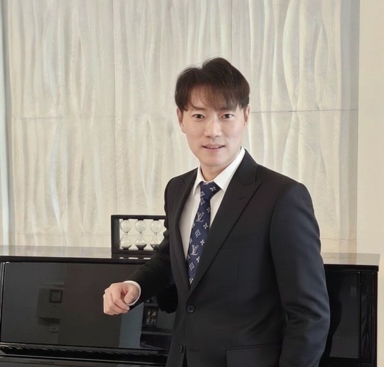 ฉัตรชัย ส่องแสงเจริญ