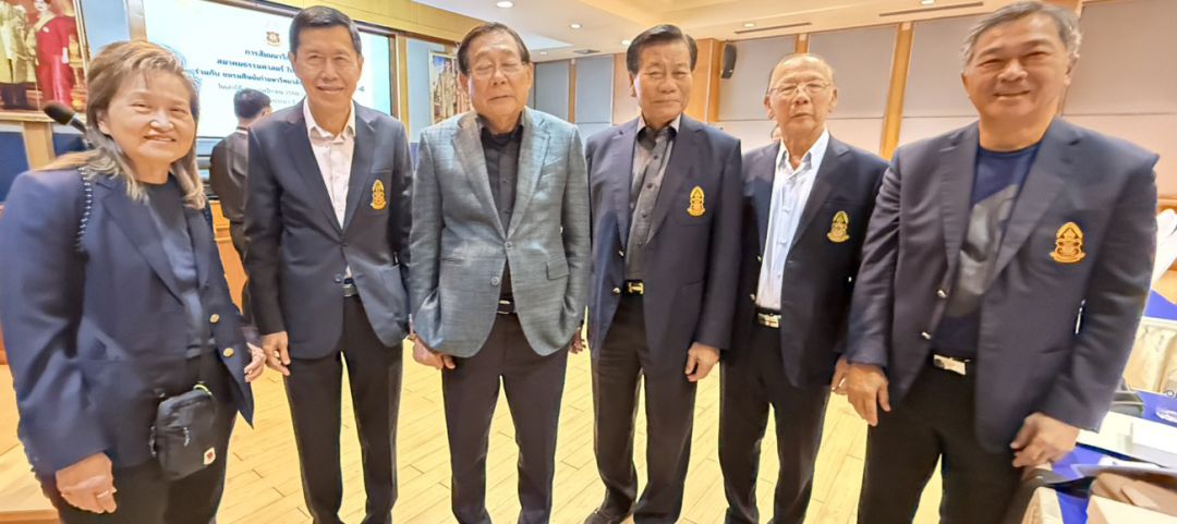 ดารณี วัธนเวคิน, พงศ์เทพ เทพกาญจนา,พิชัย ชุณหวชิร  , กำธร วังอุดม, ชัยศักดิ์ อังค์สุวรรณ และ เชาวรัตน์ เชาวน์ชวานิล