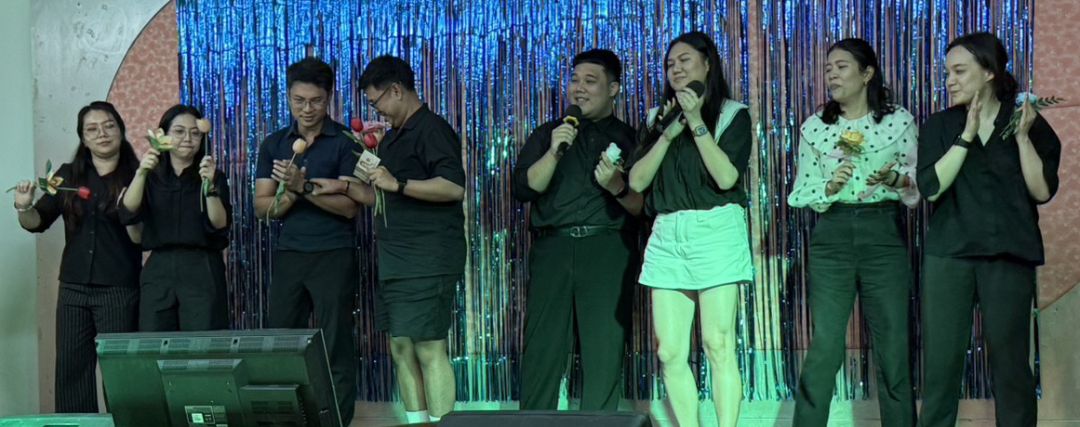 รวมพลังชาวธรรมศาสตร์ร่วมร้องเพลงสนุกสนาน