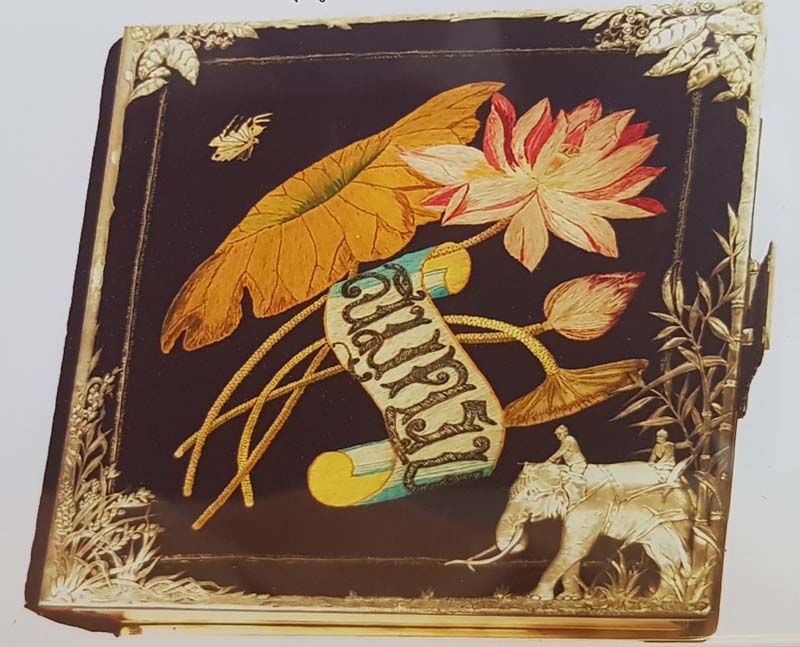 สมุดภาพพระราชทาน