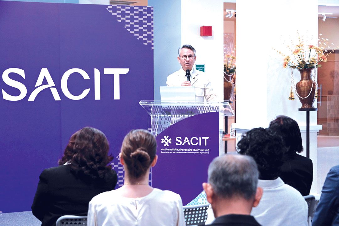 ผศ.ดร.อนุชา ทีรคานนท์