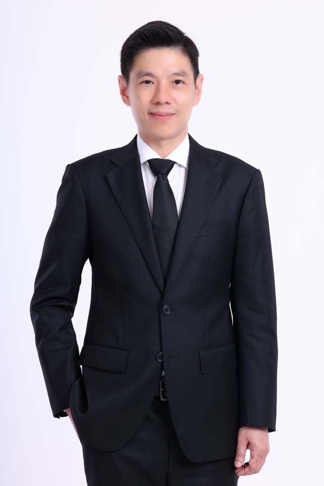 ดร.มหัทธนะ อัมพรพิสิฏฐ์ กรรมการผู้จัดการธนาคารอาคารสงเคราะห์ (ธอส.)