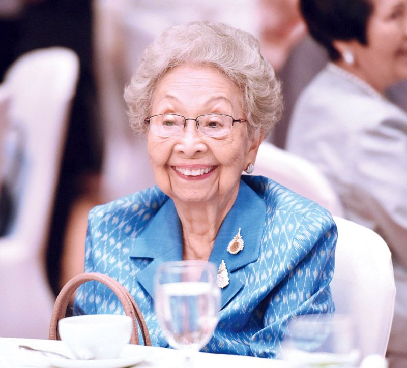 คุณหญิงวิจันทรา บุนนาค

