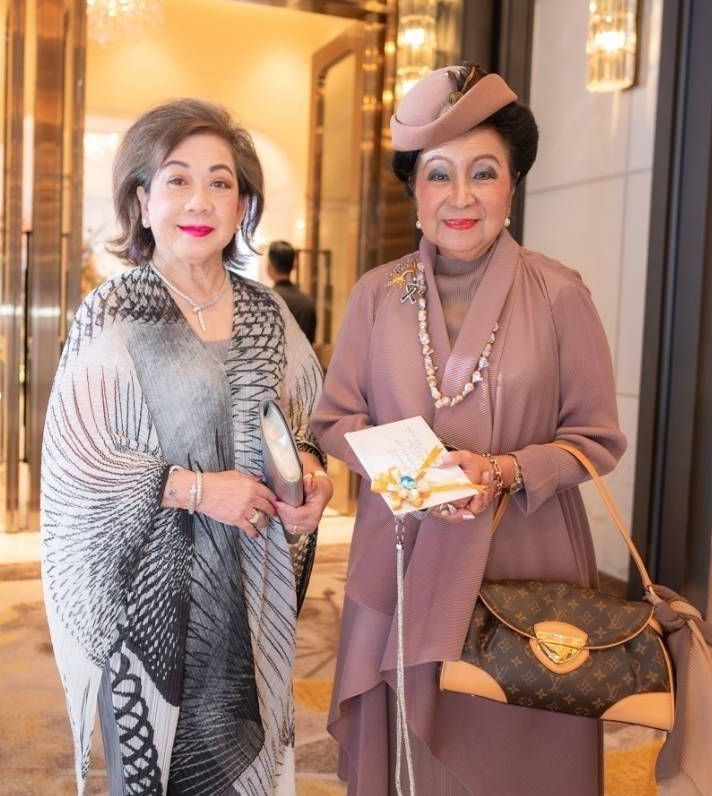 วิจิตรา อร่ามวัฒนานนท์ และ ลลิสา จงบารมี