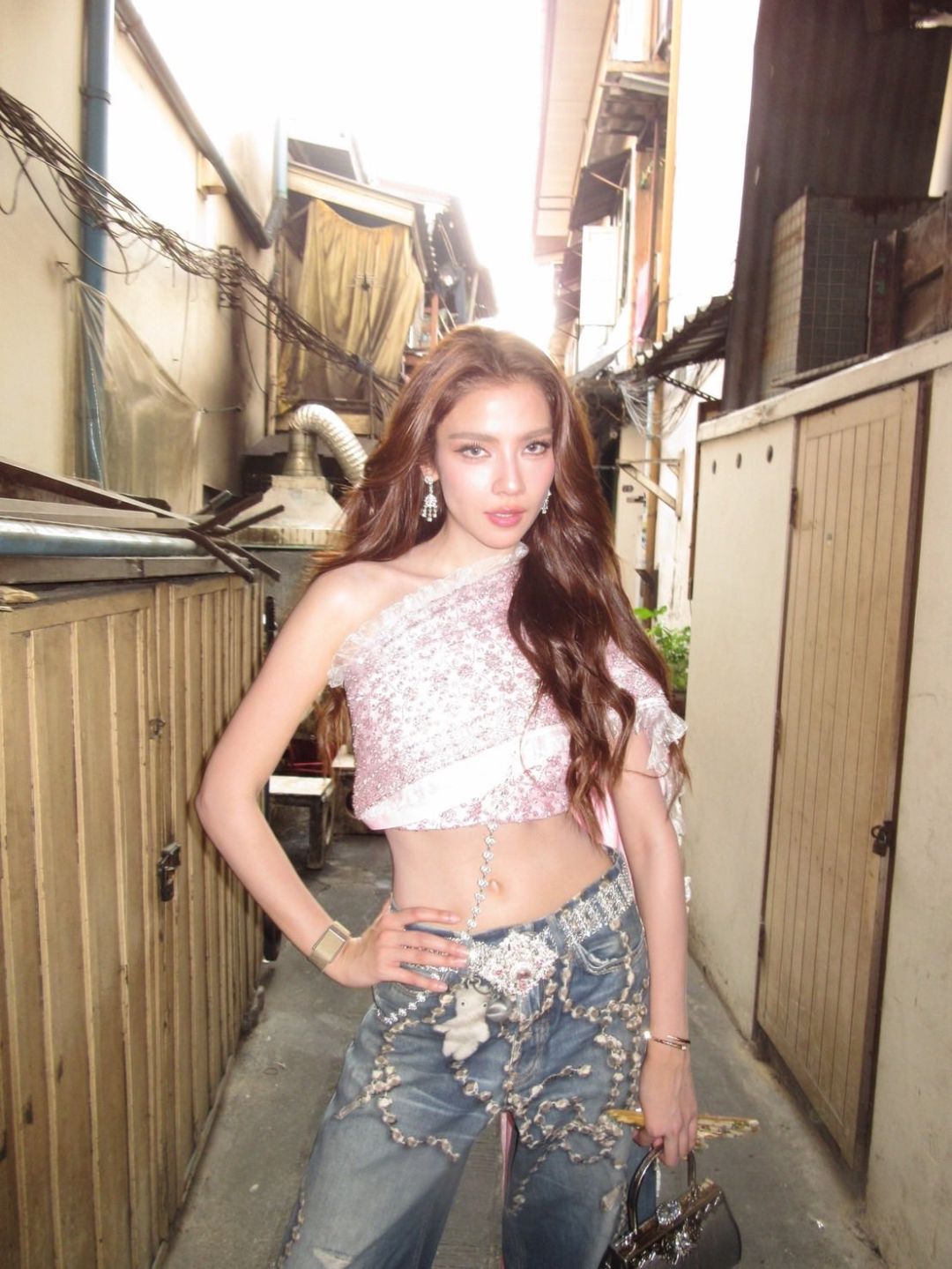 ขอบคุณภาพ : Gina. Virahya