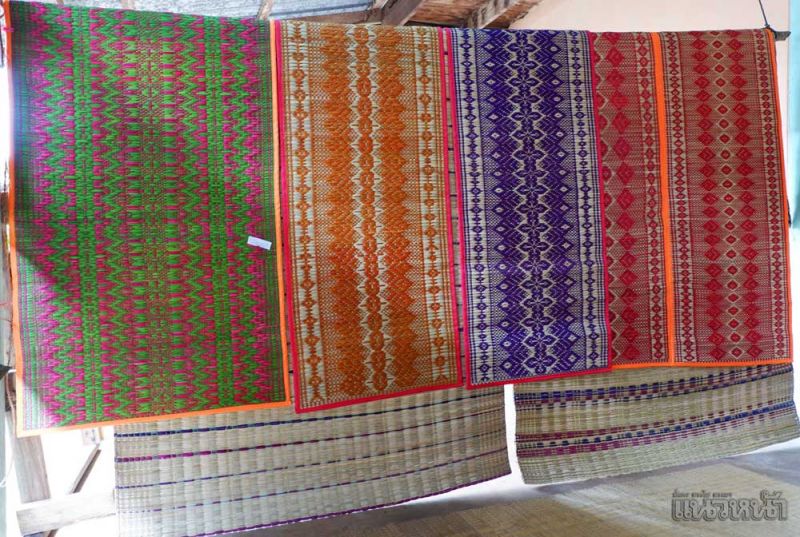 ลวดลายละเอียดวิจิตร