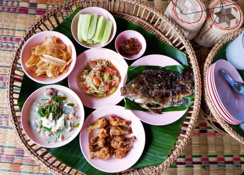 ขันโตก แซ่บอีหลี