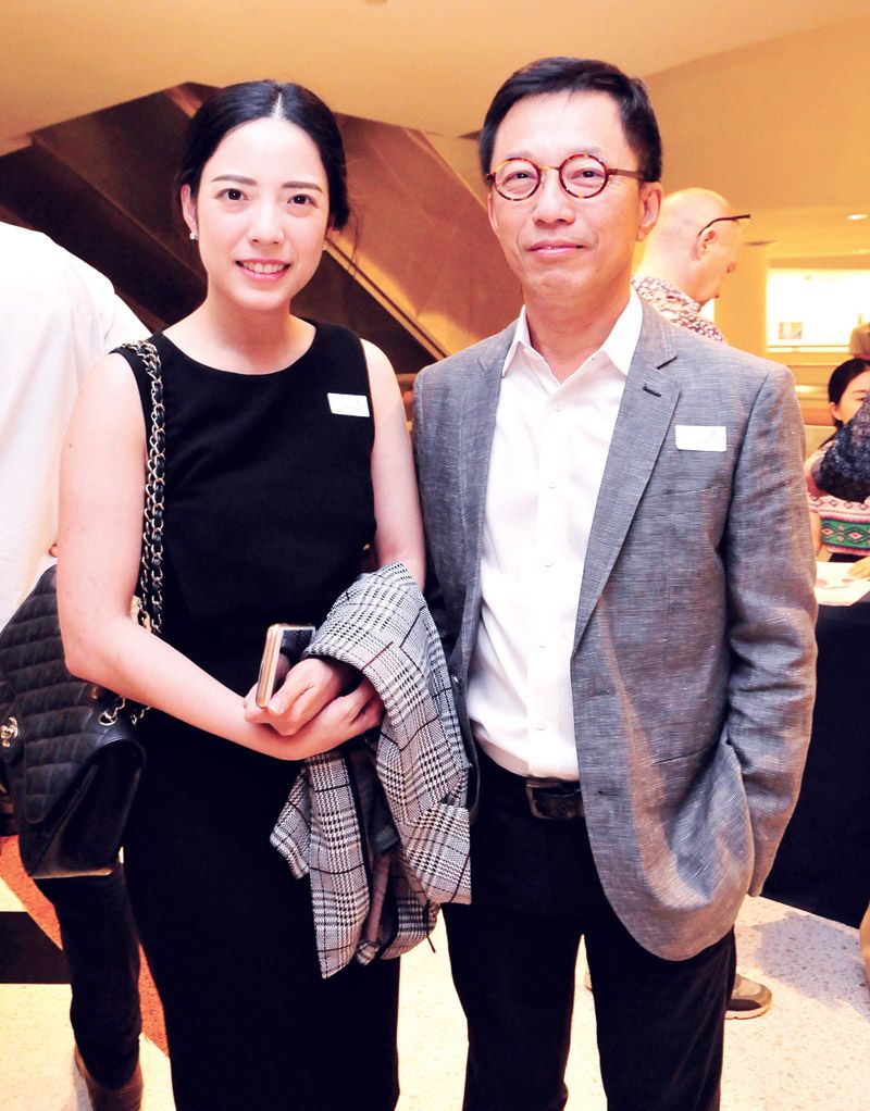  ธิดา วราเนตร และ ไพโรจน์ ภัสสรภิญโญสกุล 