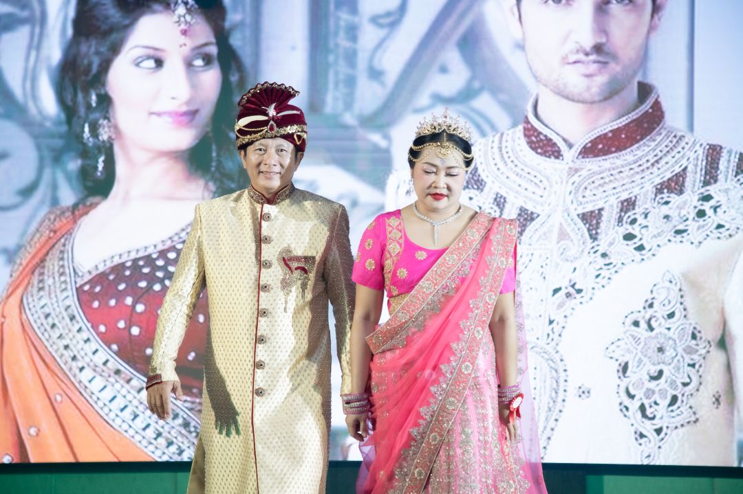 มหาราชา-มหารานี โดย สมชาย-กาญจนา เจริญพานิชยิ่ง