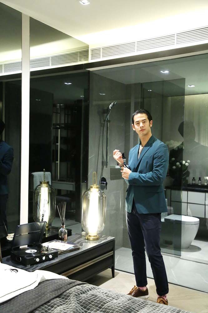 วฤธ หงสนันทน์