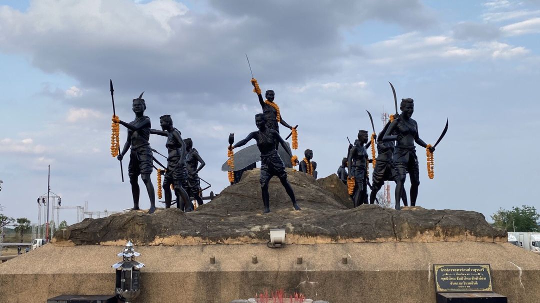 อนุสาวรีย์วีรกรรมทุ่งสัมฤทธิ์