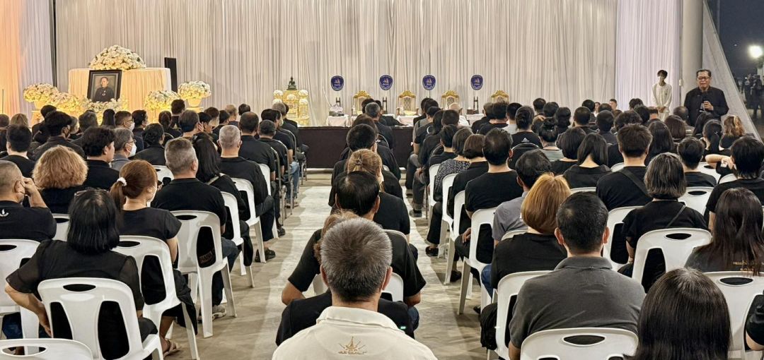 ขอบคุณภาพ : ตามติด ชีวิต อ.เฉลิมชัย โฆษิตพิพัฒน์