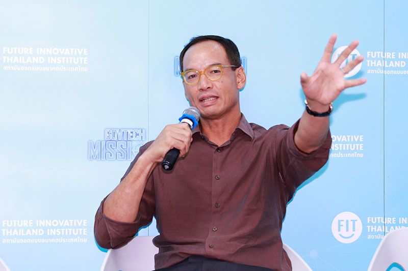 กรณ์ จาติกวณิช อดีต รมว.กระทรวงการคลัง 