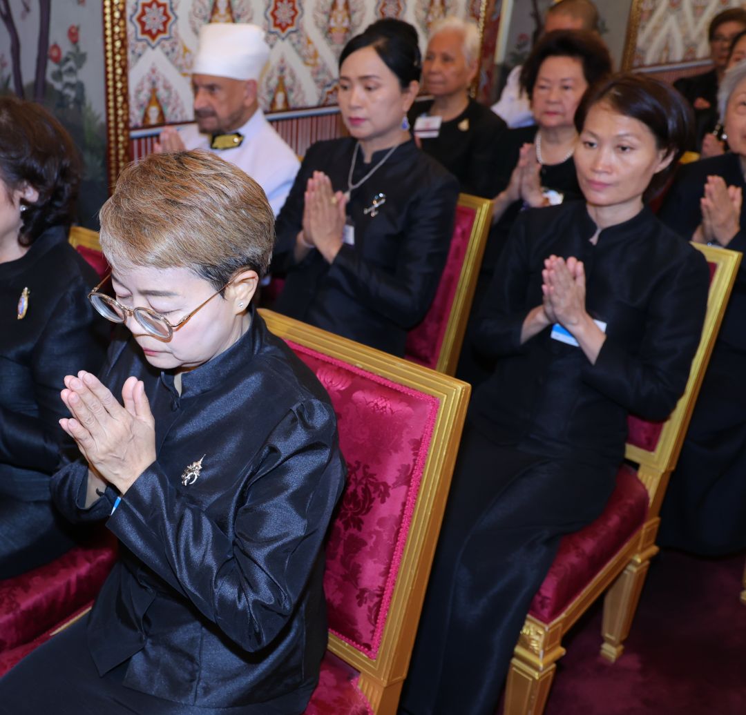 ทิพวิมล จันทาทับ และ สิริพร พานทองถาวร