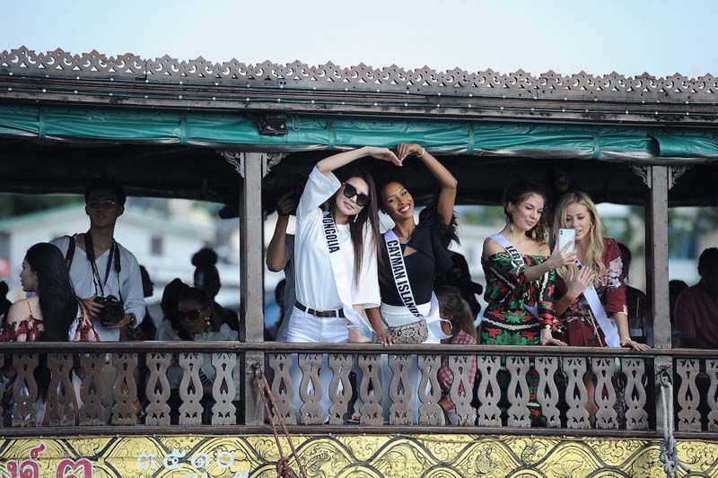 ล่องเรือชมวัดอรุณ