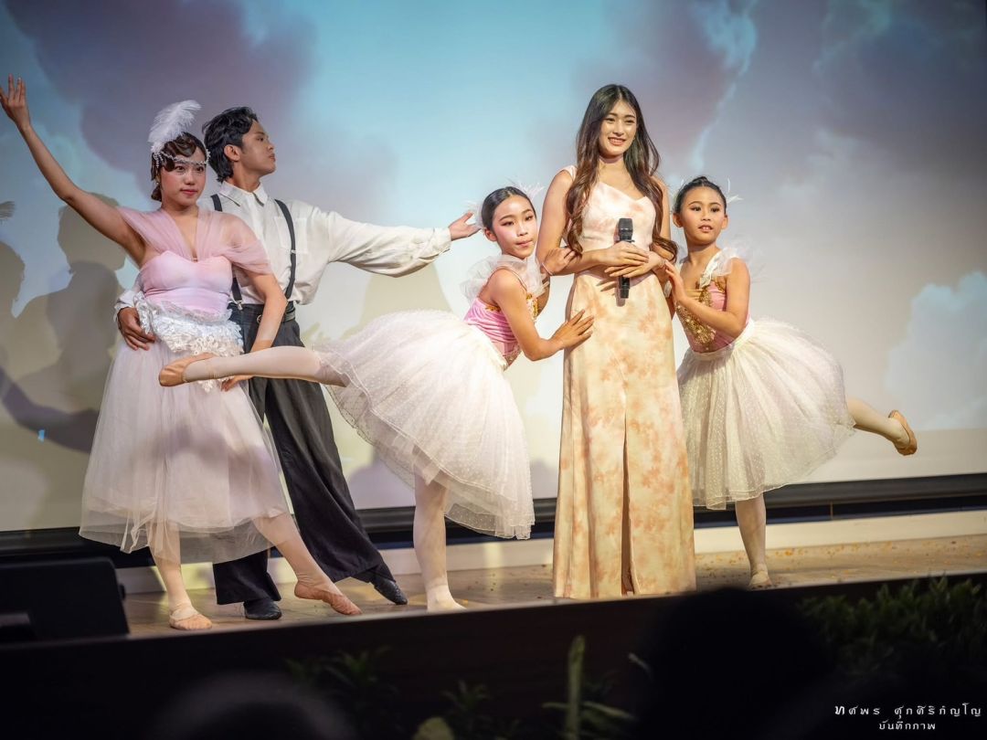 พลงดวงใจ โดย พรรษมณฑ์ ตระการรุ่งโรจน์ การแสดงโดย สิรินดา ครองยั่งยืน, วุฒิวัฒน์ อภิรัฐชัยวงษ์, ด.ญ.พีชญาภร นันทวัฒน์ศิริ,ด.ญ.อัญญาณัฏฐ์ นันทวัฒน์ศิริ