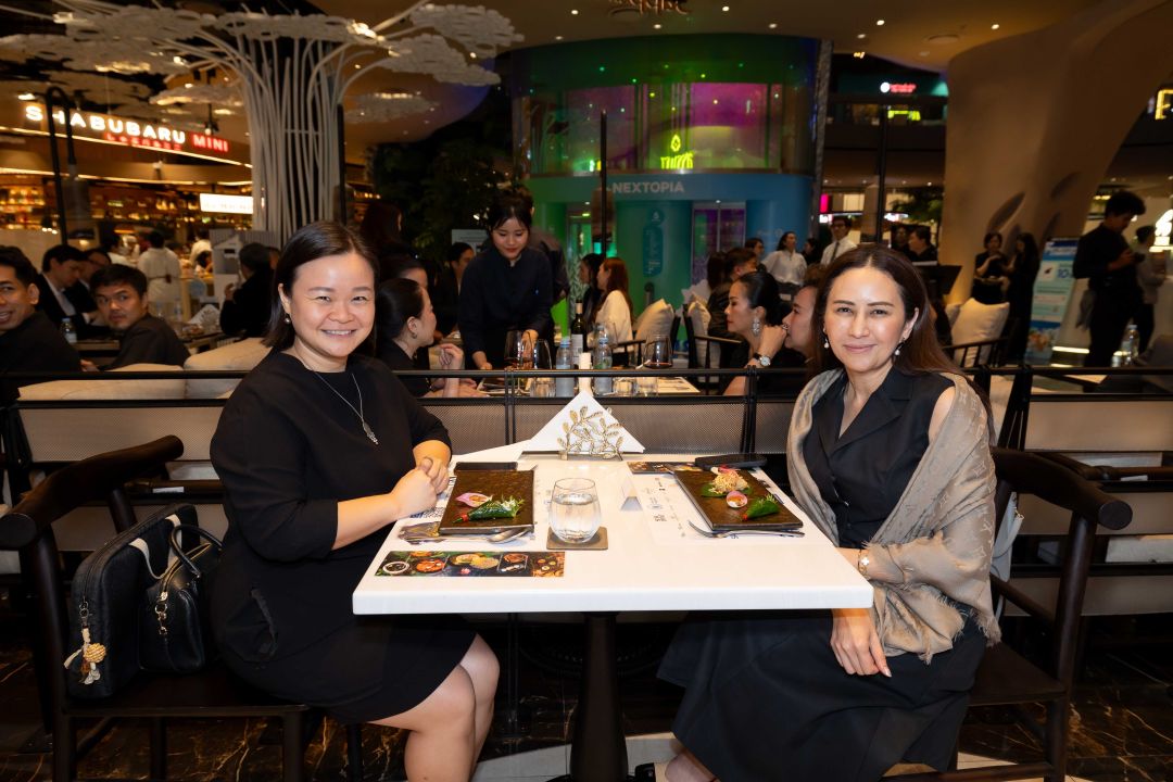 ปถวี โชติกีรติเวช และ ธณพร ตันติยานนท์