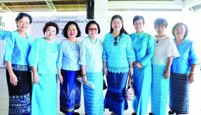 มลีวัลย์ จริยากูล, เบญจมาศ รุจิรวงศ์, จีระนันท์ หล่อจีรชุณห์กุล, พิยดา ลิ่วเฉลิมวงศ์, มัทนา อิสสระอานัติพงษ์,ณัฐพร เอื้อมพรวนิช, พ.อ.(ญ) อัญพร หิญชีระนันทน์ และ กุศลินี วิเศษสรรพ์