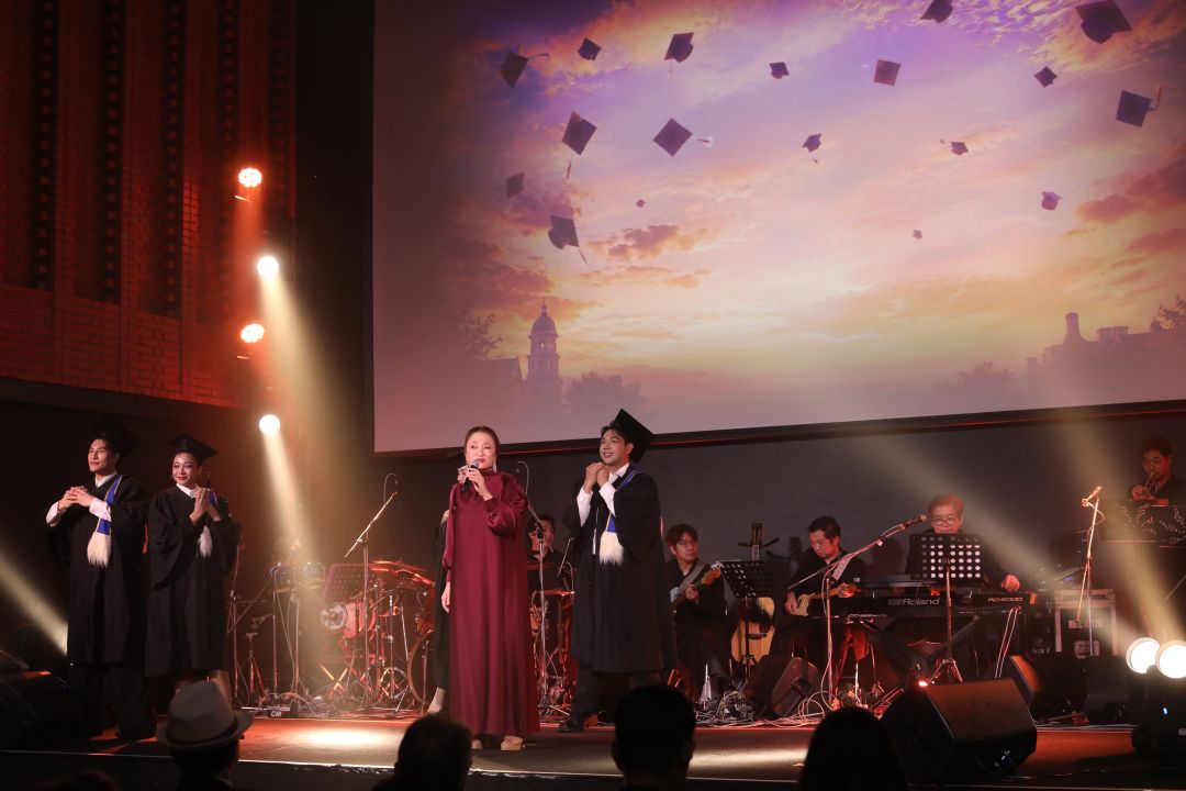 การแสดงเพลง I_ll Be Seeing You มาริสา สุโกศล หนุนภักดี