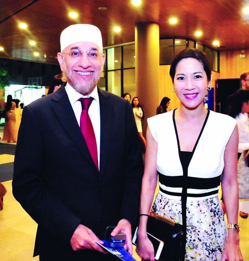 กุรดิษฐ์ จันทร์ศรีชวาลา และ ดร.ดาริกา ลัทธพิพัฒน์