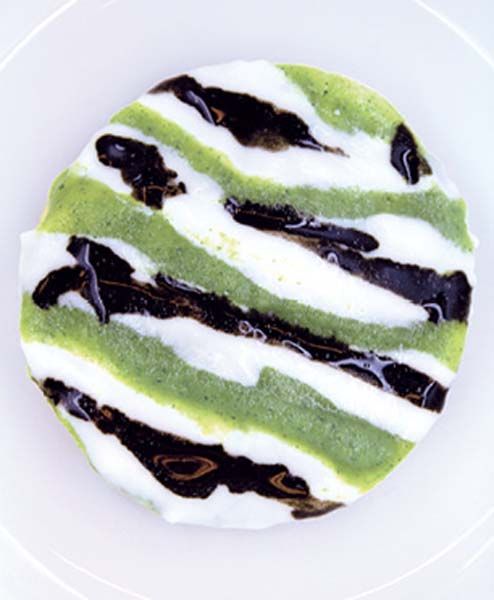 พาสต้าราวิโอโลเนสอดไส้ปูและบร็อกโคลี