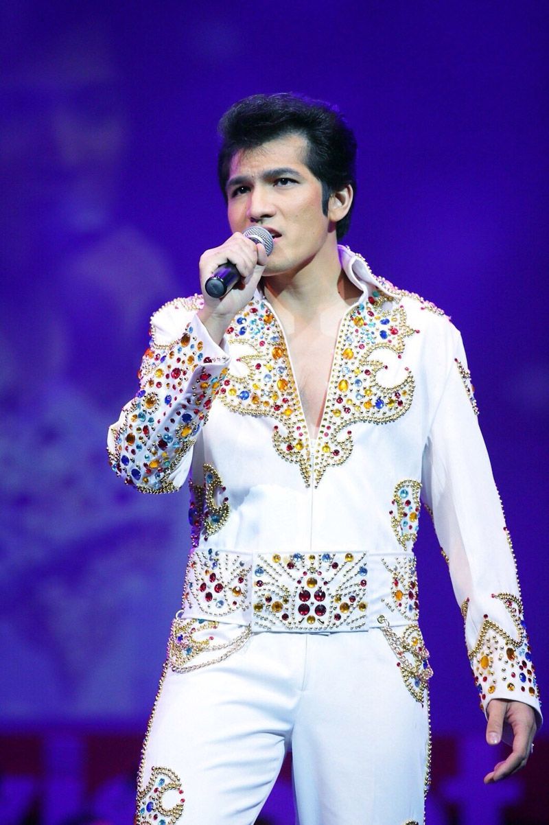 ศตวรรษ ตุงคะรัต