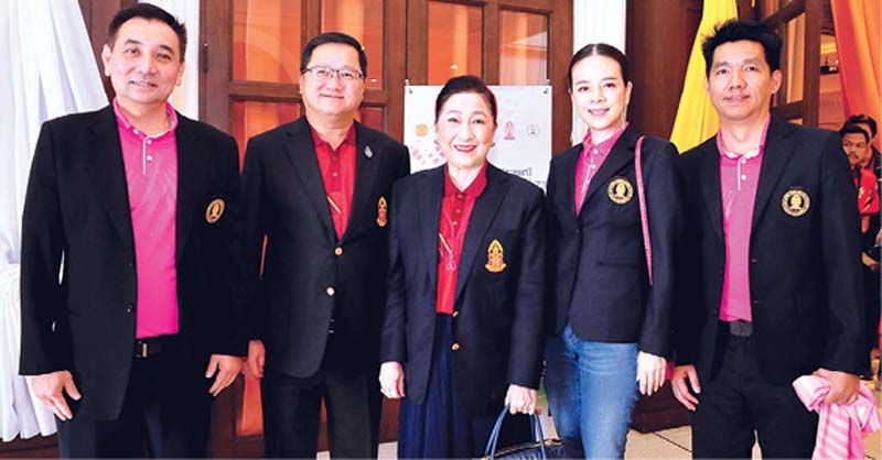 สารัชถ์ รัตนาวะดี, ชาญศิลป์ ตรีนุชกร, ผาณิต พูนศิริวงศ์, นวลพรรณ ล่ำซำ และ สุทธิพันธ์ วรรณวินเวศร์