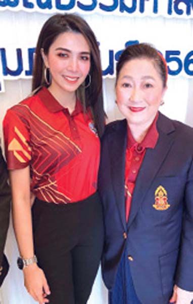 อี้-วิลาสินี จันทร์วุฒิวงศ์ รับหน้าที่พิธีกร และ ผาณิต พูนศิริวงศ์