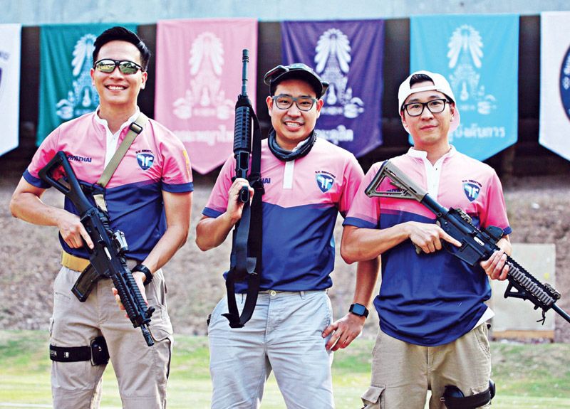 การแข่งปืนลูกซอง ธนพล ธนิกกุล, ณัฐพล เหมอยู่, ชยังกูร งาทอง และ จักรกฤษณ์. สุขสดเขียว