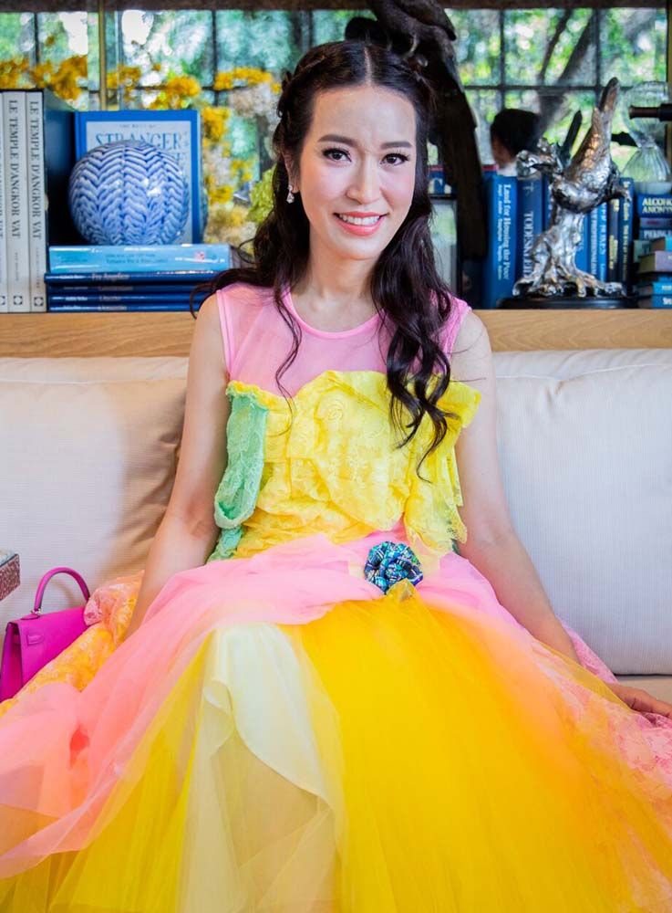 ม.ล.พลอยนภัส ลีนุตพงษ์