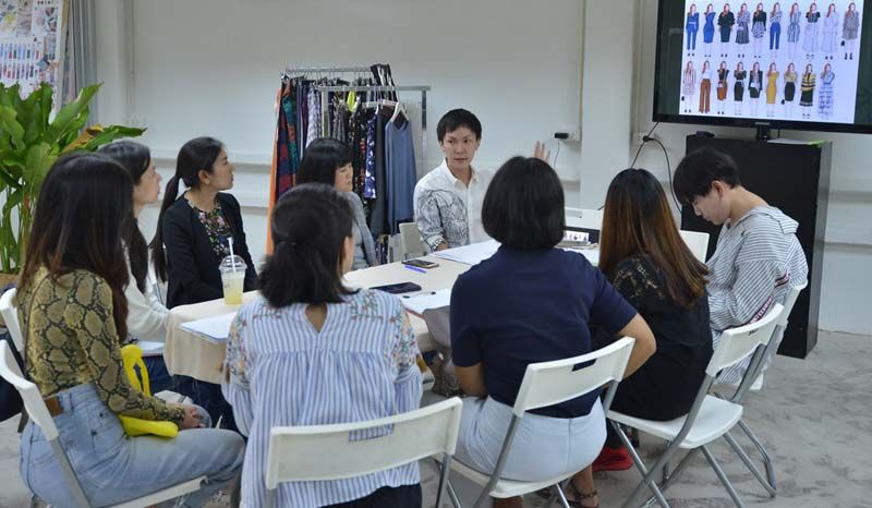 กิจกรรมเปิดใจถึงแนวทางการแต่งตัวเพื่อตอบโจทย์
ในการใช้ชีวิตในอาชีพต่างๆ