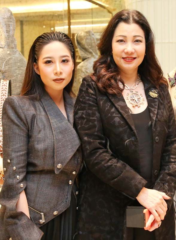 ชฎาทิพ จูตระกูล กับลูกสาว-ชญาภา