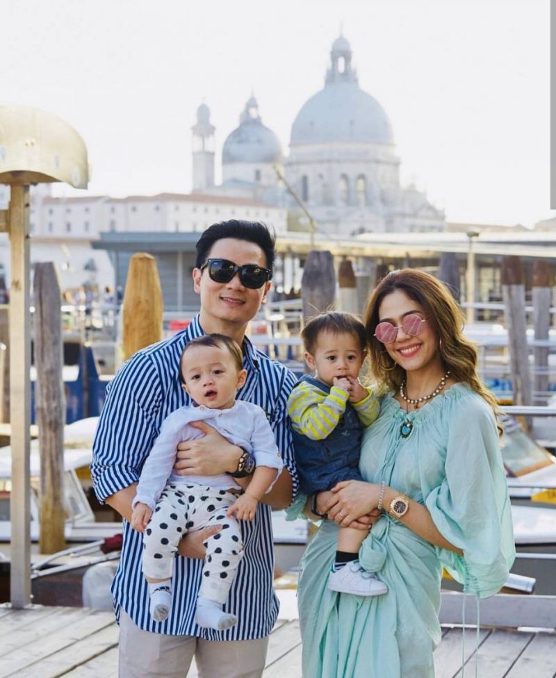 ชมพู่ น๊อตพร้อมด้วยน้องสายฟ้าและน้องพายุ