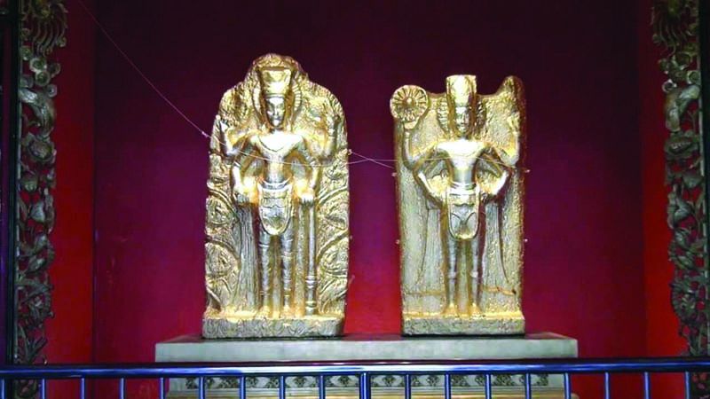 หลักเมืองสุพรรณภูมิ

