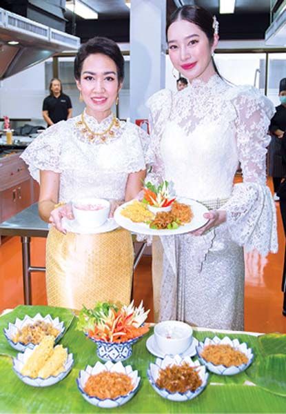 ผลงานจัดจานของ ฐิสา-วริฏฐิสา ลิ้มธรรม มหิศร