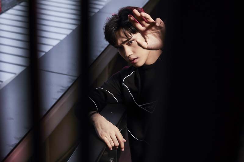 ตี๋-ธนพล จารุจิตรานนท์ วง SBFIVE

