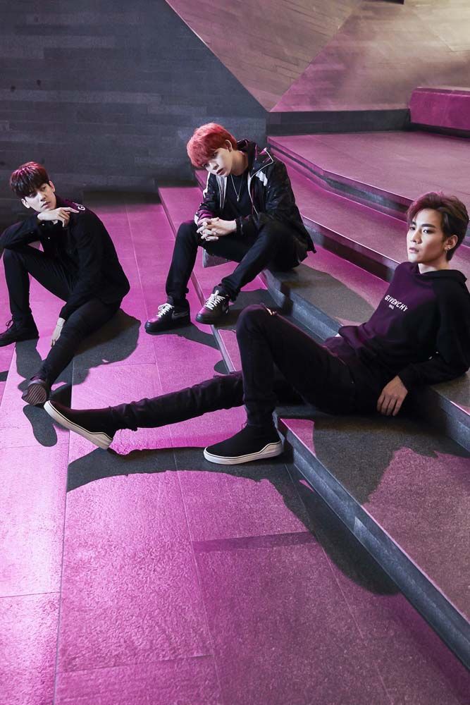 เต้, บาส, คิมม่อน วง SBFIVE