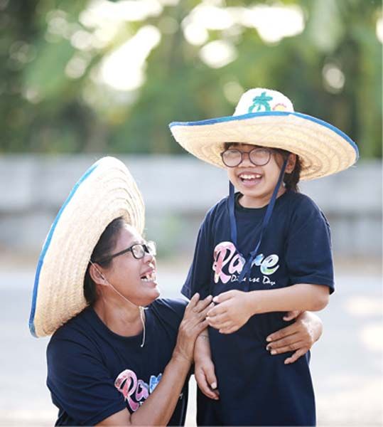 คุณย่าและน้องปุ๊กโก๊ะ