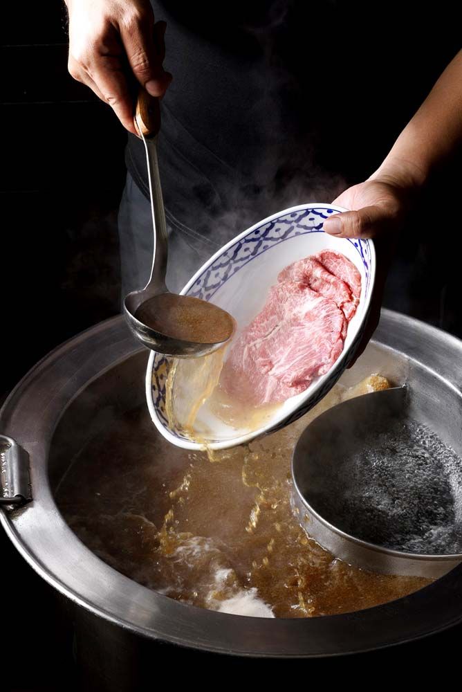 อาบน้ำเนื้อ เมนูอันลือลั่นของร้านรสดีเด็ด