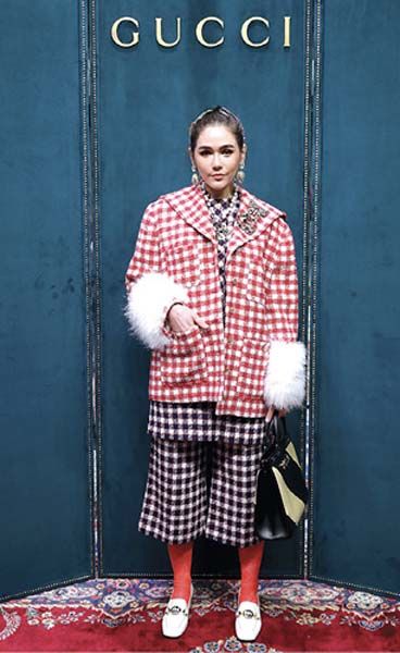 ชมพู่-อารยา เอ ฮาร์เก็ต