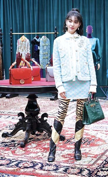 ใหม่-ดาวิกา โฮร์เน่