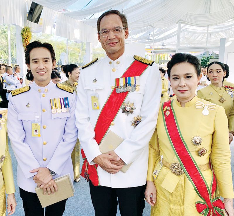 กรณ์-วรกร จาติกวณิช และ พิธา ลิ้มเจริญรัตน์