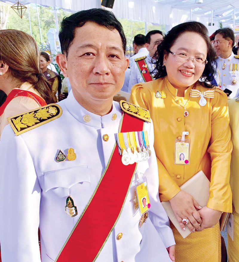 ศ.นพ.สิริฤกษ์-เด่นดวง ทรงศิวิไล