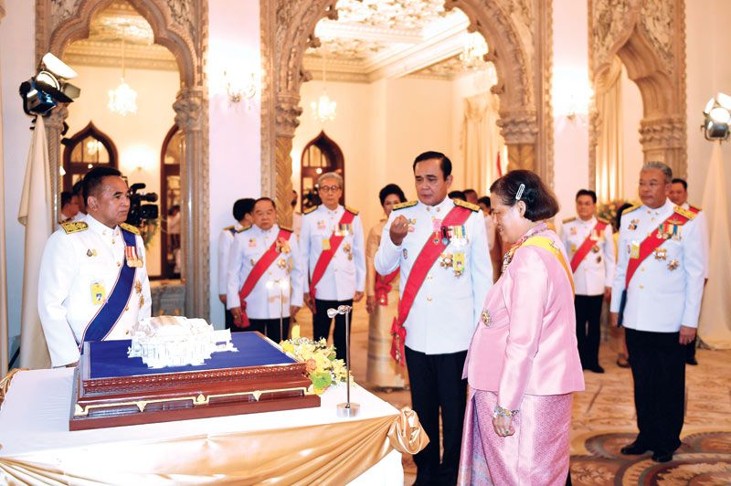 งานสโมสรสันนิบาตเฉลิมพระเกียรติ พระบาทสมเด็จพระเจ้าอยู่หัว เนื่องในโอกาสมหามงคลเฉลิมพระชนมพรรษา 28 กรกฎาคม 2562 ทรงพระกรุณาโปรดเกล้าฯให้ 
สมเด็จพระกนิษฐาธิราชเจ้า กรมสมเด็จพระเทพรัตนราชสุดาฯ สยามบรมราชกุมารี เสด็จพระราชดำเนินแทนพระองค์