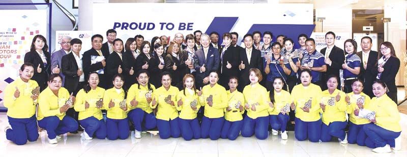 พนักงานกลุ่มสยามคันทรีคลับ